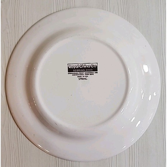 Vintage Royal China, Spring, Blue & Pink Floral, 10 Inch Dinner Plate - Picture 4 of 5